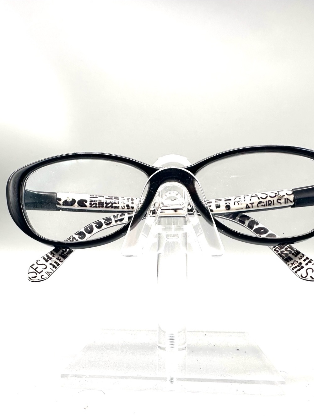 Kate Spade New York Kacey Black Oval Eyeglass Frames Boys Make Passes 51-16-135